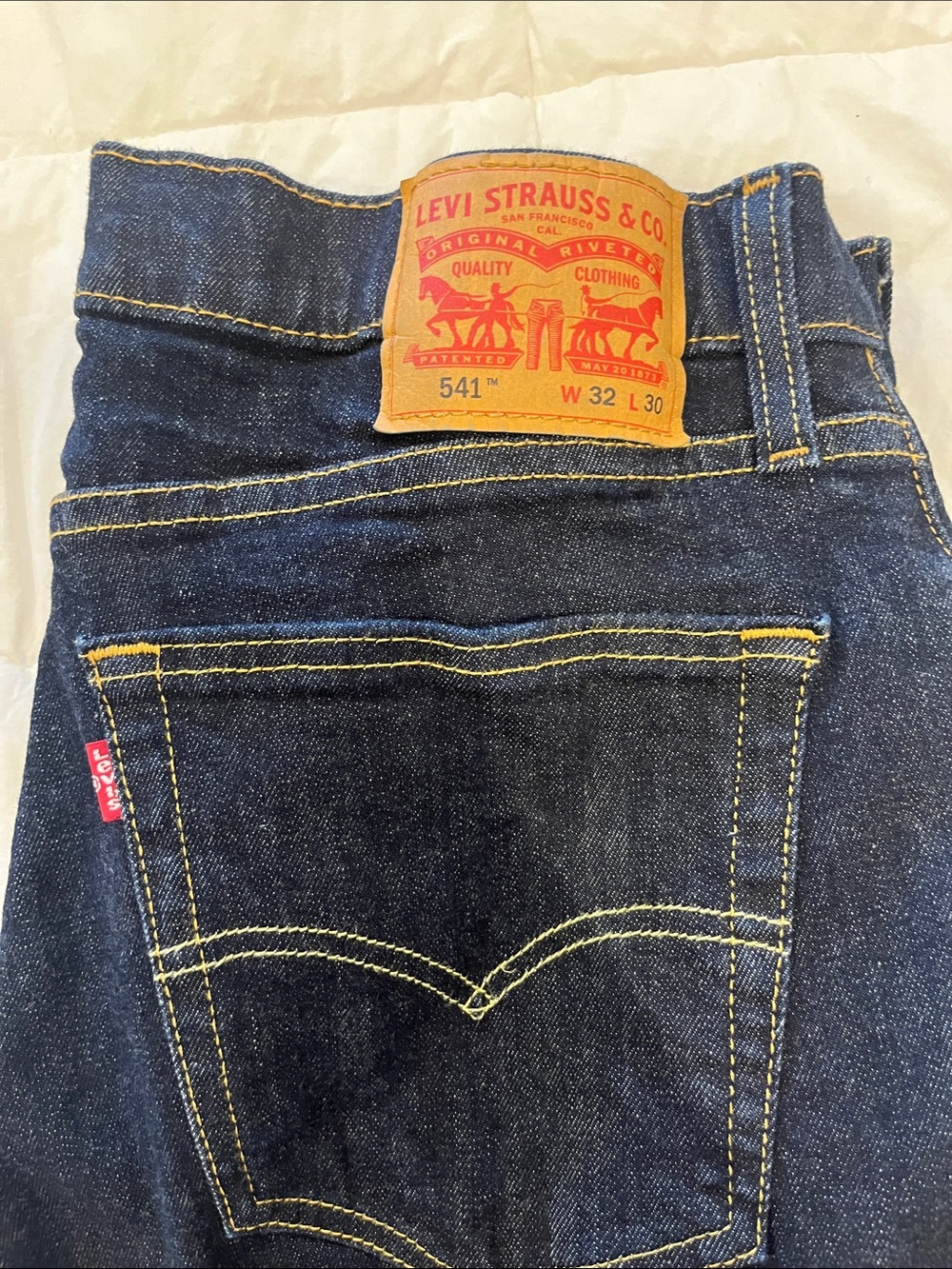 Levi's Dark Indigo Straight Men's Jeans